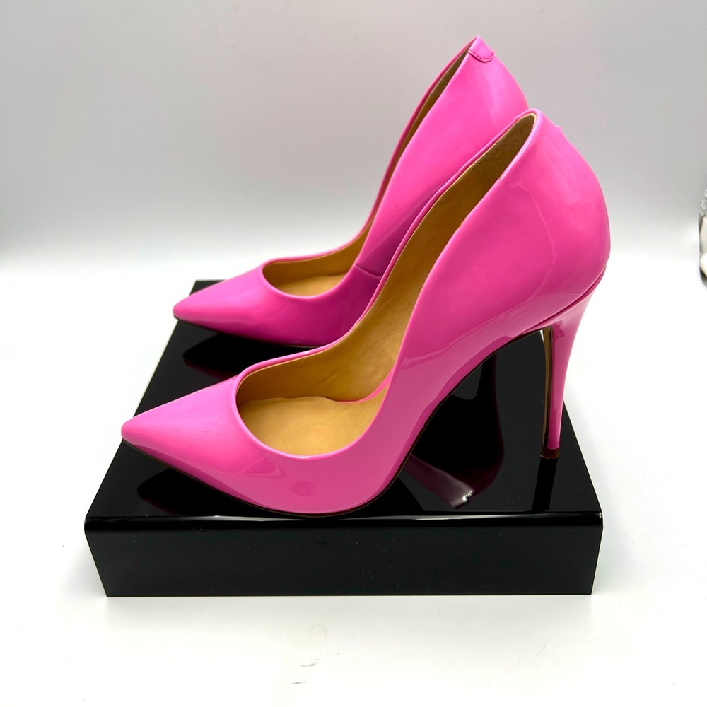 Pink pump, Steve Madden, 4 inch heel.